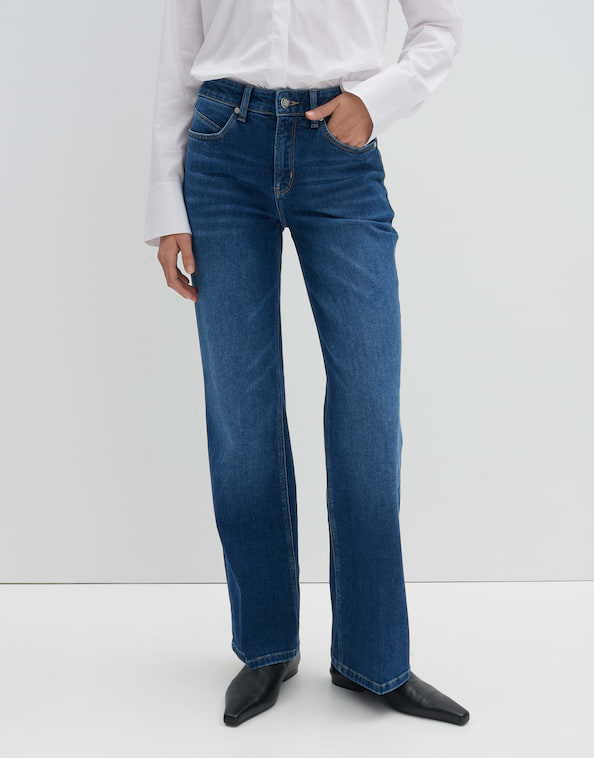 Long Flared Jeans "Carie Iconic Mid Rise" aus nachhaltigem Baumwoll-Mix von SOMEDAY