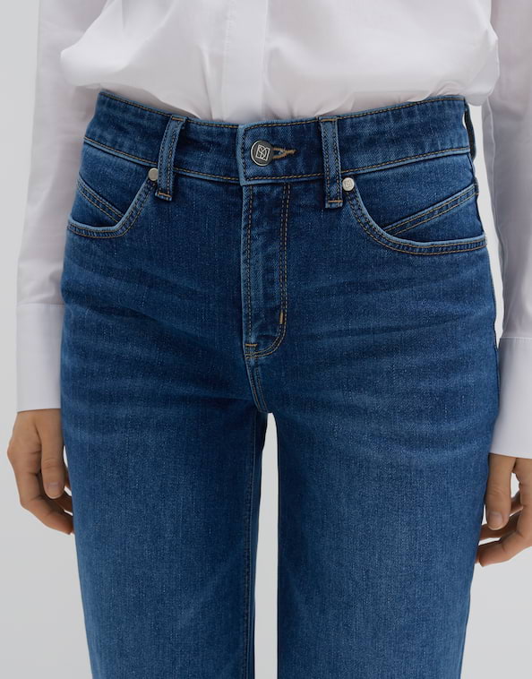 Long Flared Jeans "Carie Iconic Mid Rise" aus nachhaltigem Baumwoll-Mix von SOMEDAY