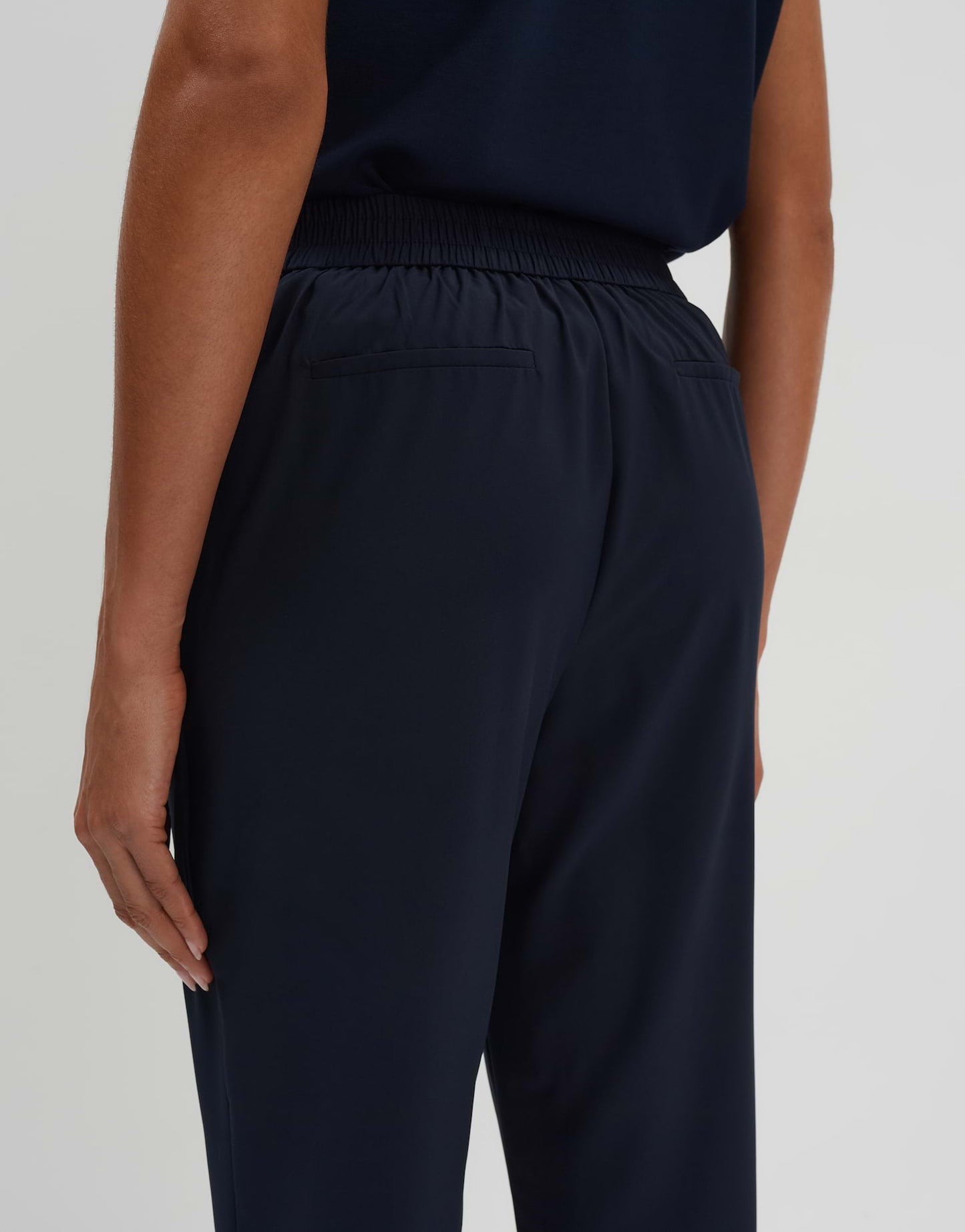 Leichte Stoffhose CHARLIE Relaxed mit Komfortbund von SOMEDAY