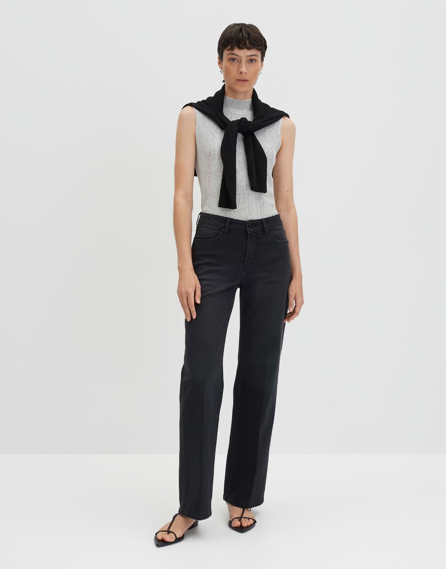 CARIE ICONIC Long Flared Jeans aus nachhaltigem Baumwoll Mix Mid Rise von SOMEDAY