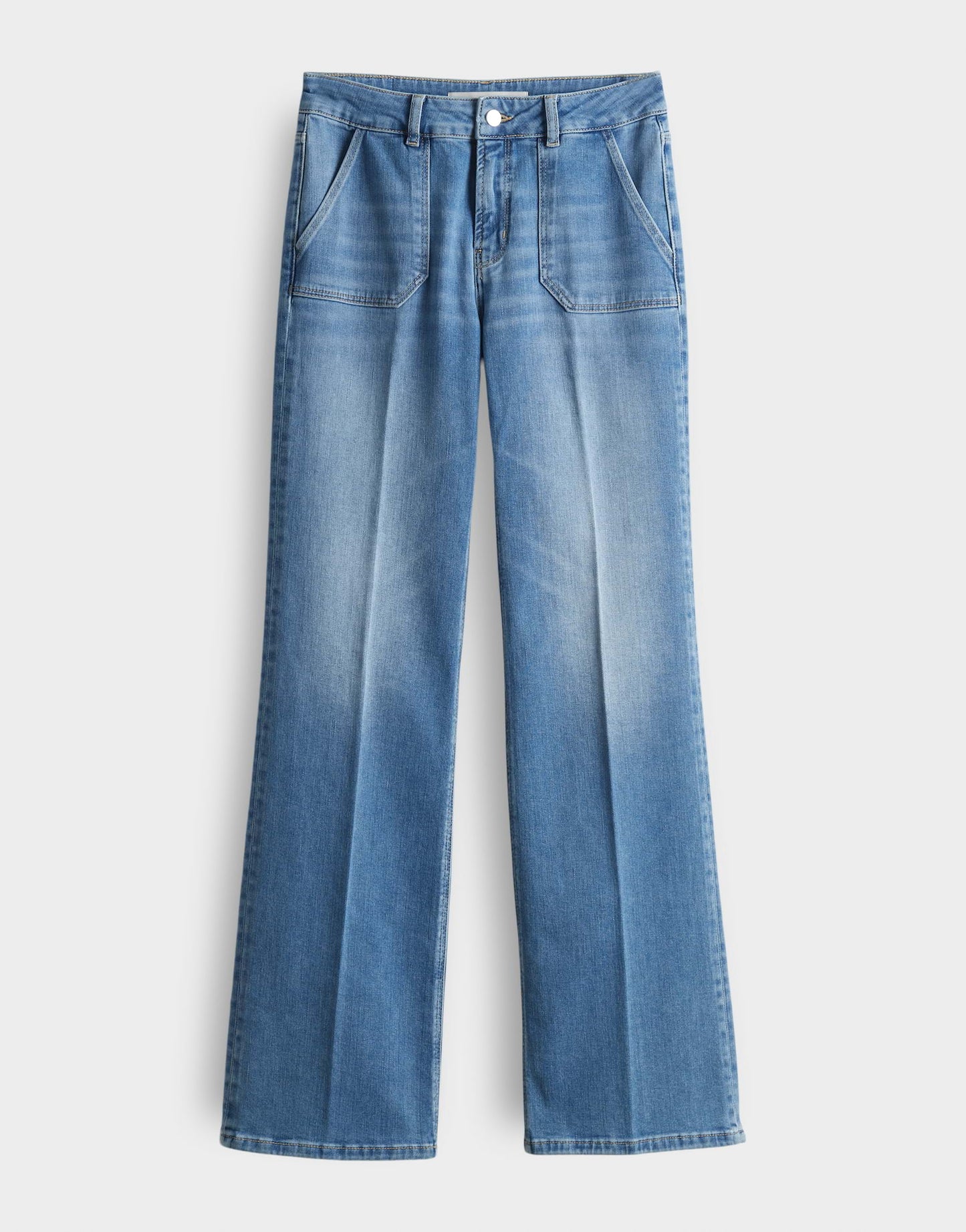 Long Flared Jeans CARIE UTILITY Mid Rise aus stretchigem BCI Cotton Mix von SOMEDAY