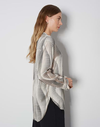 SALE - Oversize Printbluse ZAURYN aus Viskose von SOMEDAY