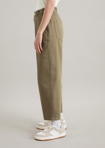 Barrel Pants cropped aus Organic Cotton Lyocell Stretch Twill von MARC O'POLO DENIM