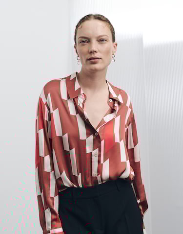 SALE - Printbluse "Zinnova Loose" in Satin Optik von SOMEDAY