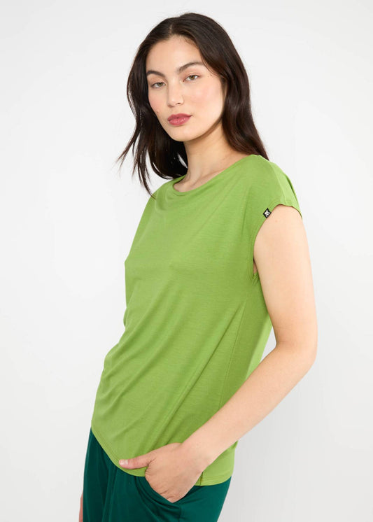 Shirt "Breezy Flowgirl" von BLUTSGESCHWISTER