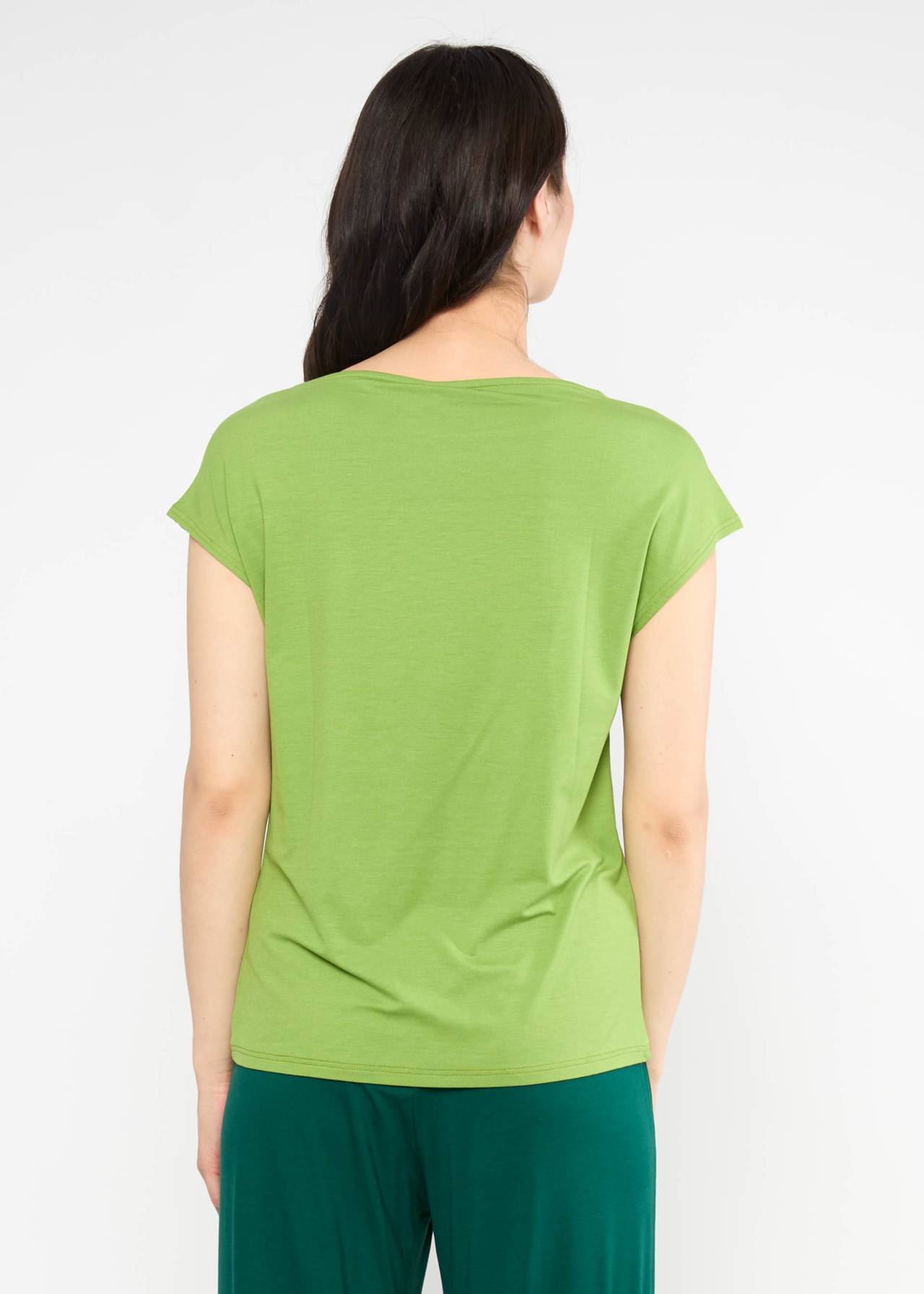 Shirt "Breezy Flowgirl" von BLUTSGESCHWISTER