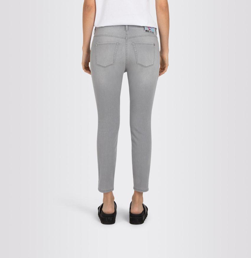 Figurformende Slim Jeans "Dream Summer" im leichten Modal-Mix von MAC