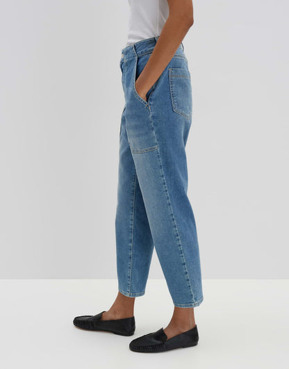 Barrel Fit CORAH UTILITY aus nachhaltigem BCI Cotton Mix von SOMEDAY