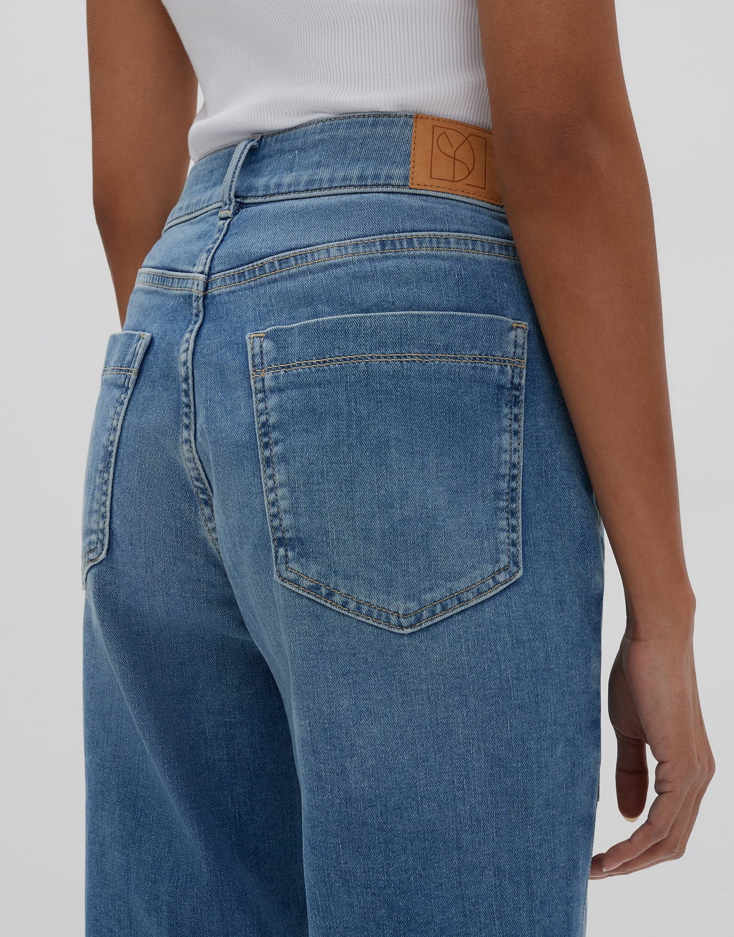 Barrel Fit CORAH UTILITY aus nachhaltigem BCI Cotton Mix von SOMEDAY
