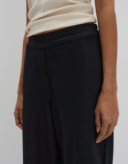 CENYA CROPPED WIDE Culotte aus weicher Sweatware von SOMEDAY