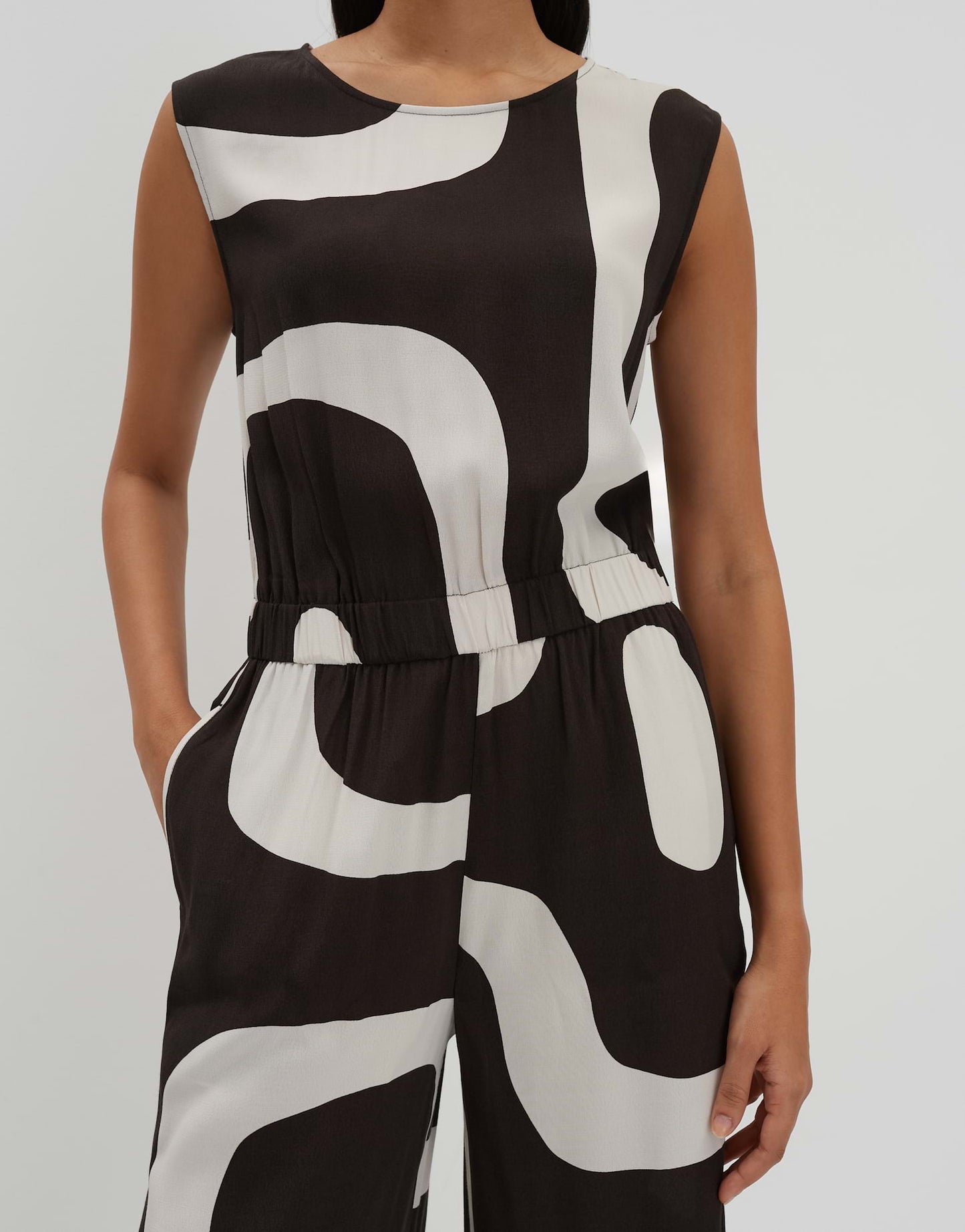 CETURAL Verkürzter Jumpsuit mit abstraktem Print von SOMEDAY